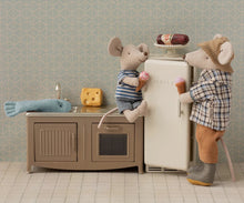 Grandad Mouse