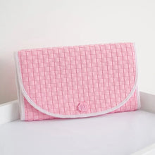 T.B.B.C X Pluie Pret Changing Clutch - Belle Meade Bow